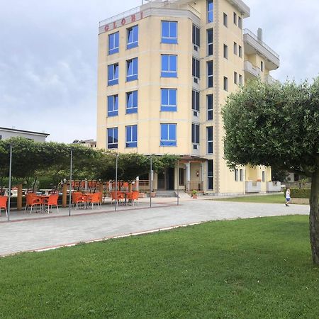 Hotel Restaurant Globi Velipojë 외부 사진