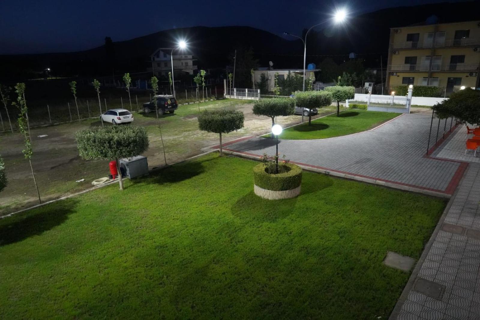 Hotel Restaurant Globi Velipojë 외부 사진