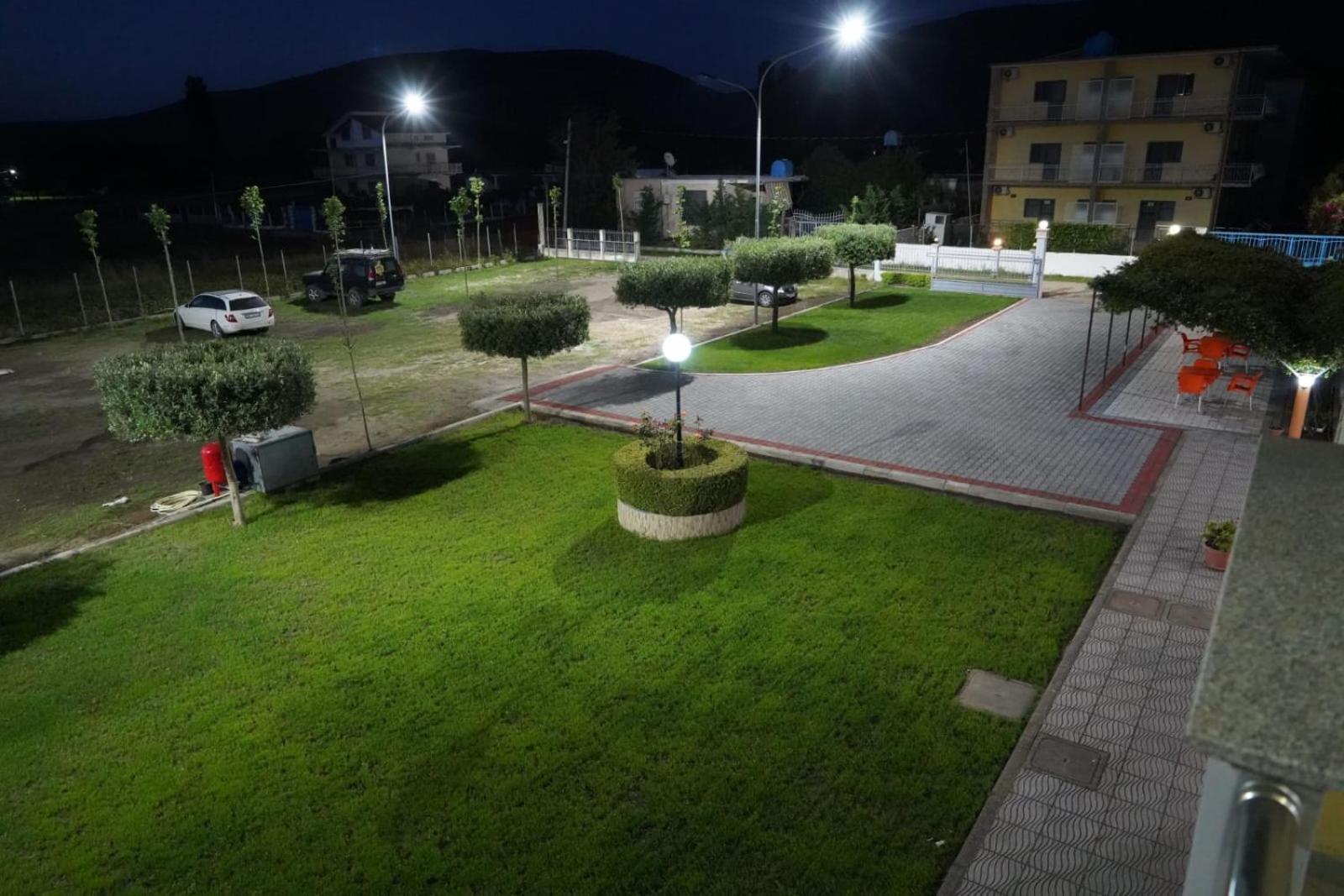 Hotel Restaurant Globi Velipojë 외부 사진