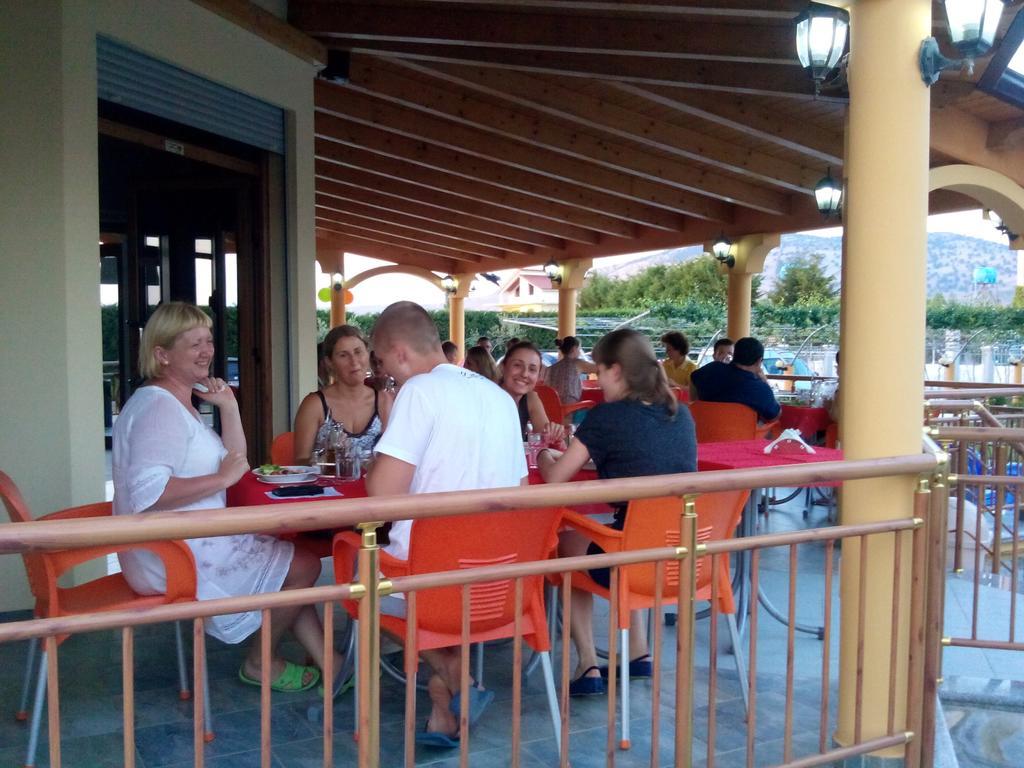Hotel Restaurant Globi Velipojë 외부 사진