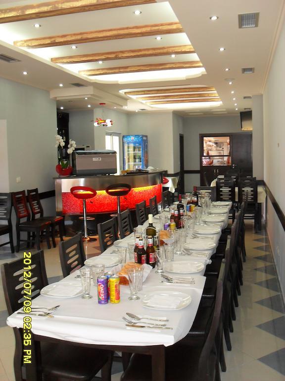Hotel Restaurant Globi Velipojë 외부 사진