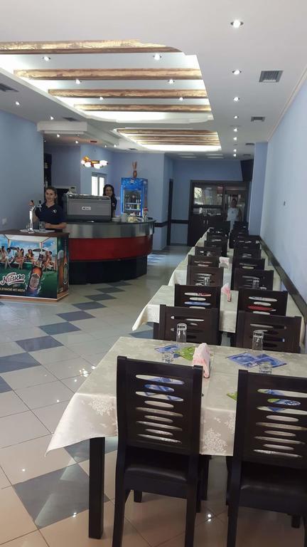 Hotel Restaurant Globi Velipojë 외부 사진