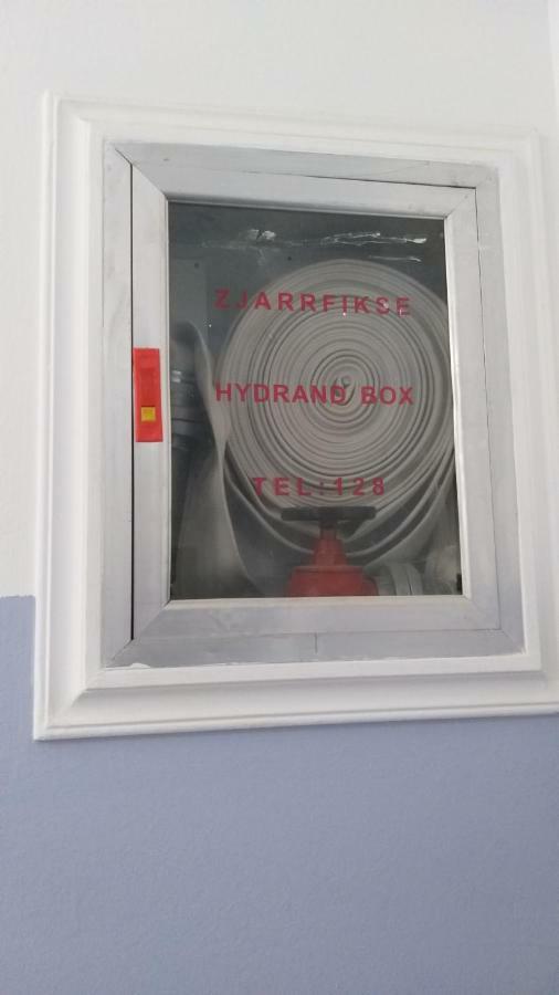 Hotel Restaurant Globi Velipojë 외부 사진